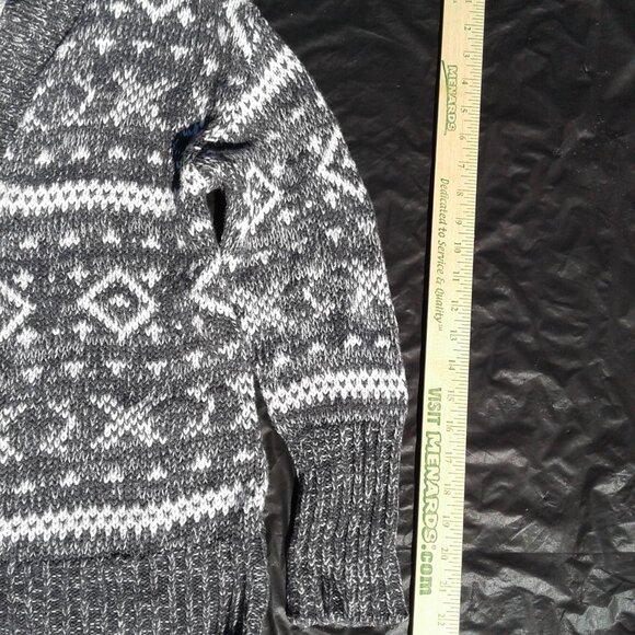 $5/25 Aeropostale Cardigan Sweater PS - Picture 7 of 7